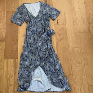 Roxy dress ratón wrap style black and white small